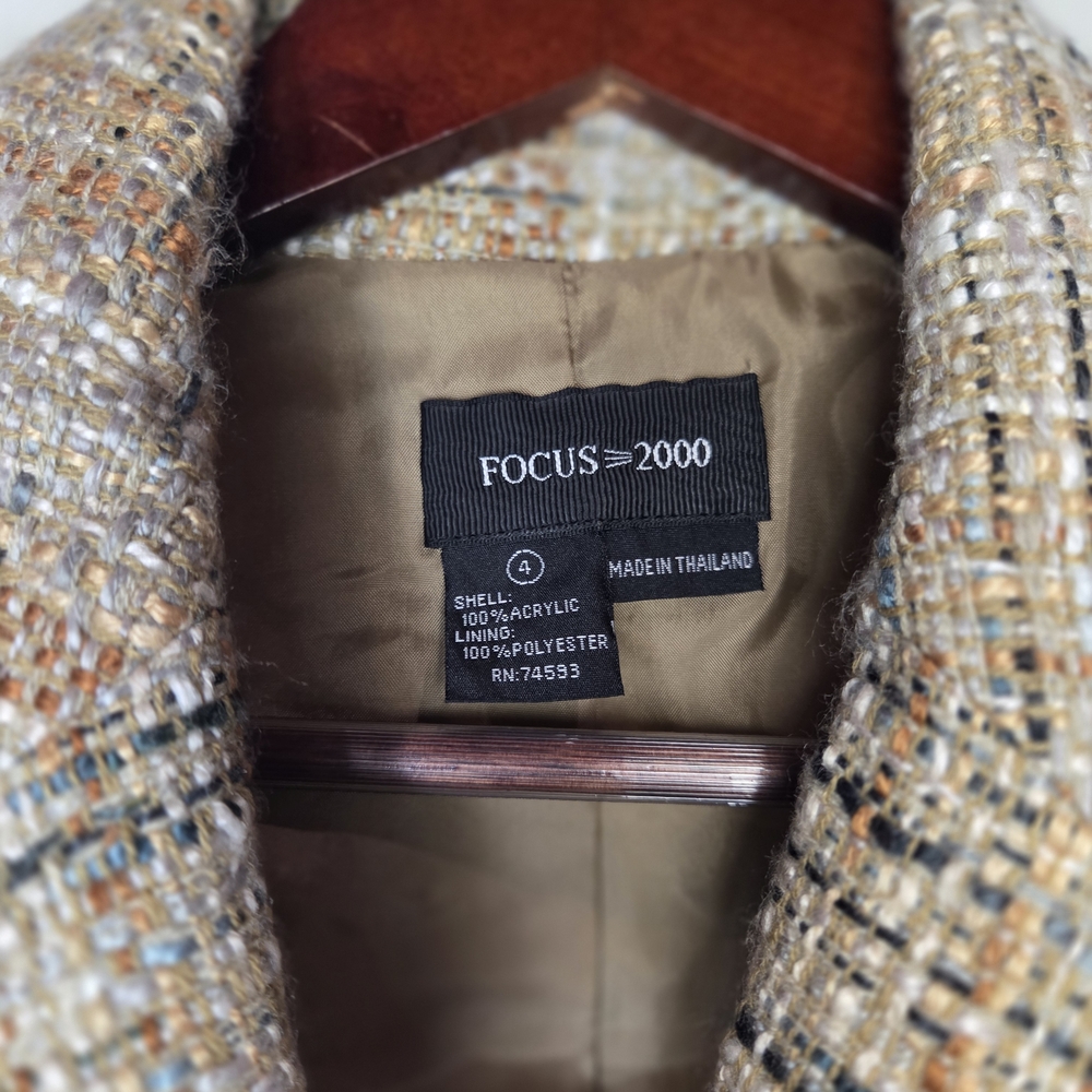 Focus 2000 Tweed Skirt Suit - Picture 5 of 9